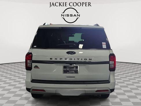 Used 2022 Ford Expedition Timberline AWD/4WD image 6