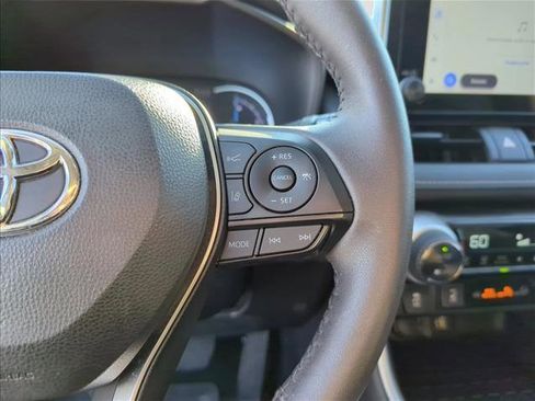 Used 2024 Toyota RAV4 Hybrid Woodland image 15