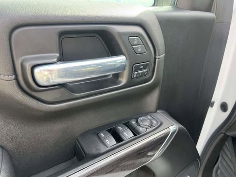 Used 2022 Chevrolet Silverado 1500 LTZ w/ LTZ Premium Package image 17