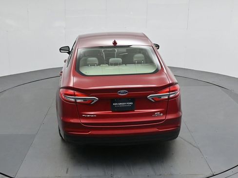 Certified 2019 Ford Fusion SE image 43