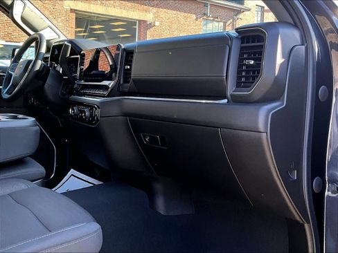 Used 2023 Chevrolet Silverado 1500 LT image 14