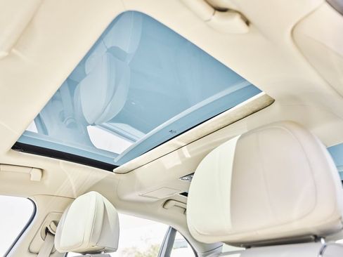 Used 2022 Bentley Flying Spur W12 AWD/4WD image 49