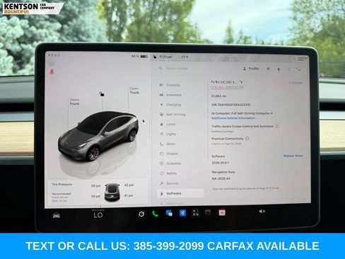 Used 2024 Tesla Model Y Performance AWD/4WD image 19