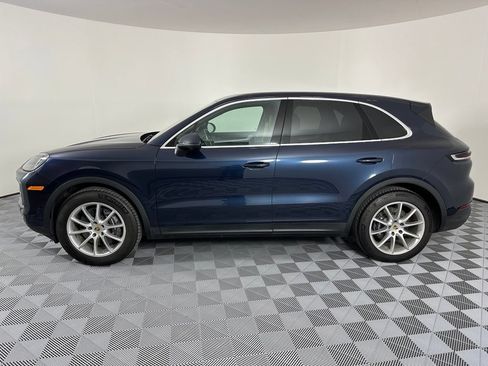 Certified 2024 Porsche Cayenne w/ Premium Package Plus (PFM) AWD/4WD image 2