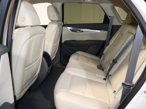 Used 2019 Cadillac XT5 Luxury image 47