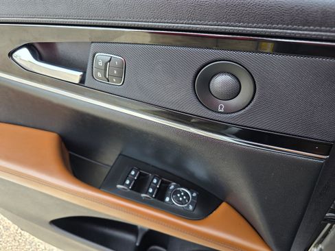 Used 2021 Lincoln Nautilus Reserve image 8