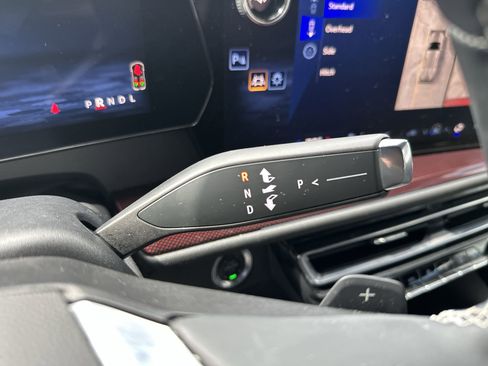 Certified 2024 Chevrolet Traverse Z71 w/ LPO, Floor Liner Package image 19