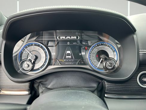 Used 2019 RAM 1500 Limited AWD/4WD image 29