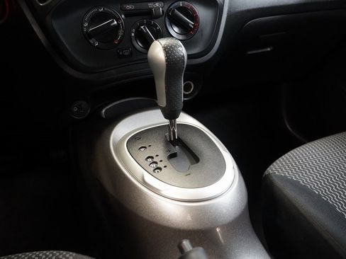 Used 2016 Nissan Juke S image 20