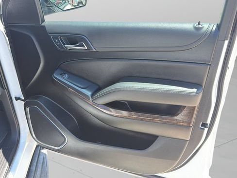 Used 2019 Chevrolet Tahoe LS AWD/4WD image 10