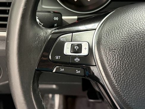 Used 2019 Volkswagen Atlas SEL AWD/4WD image 17