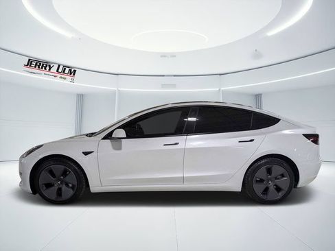 Used 2023 Tesla Model 3 Standard Range RWD image 6