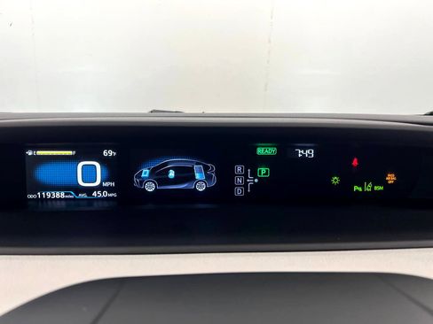 Used 2019 Toyota Prius Limited image 16