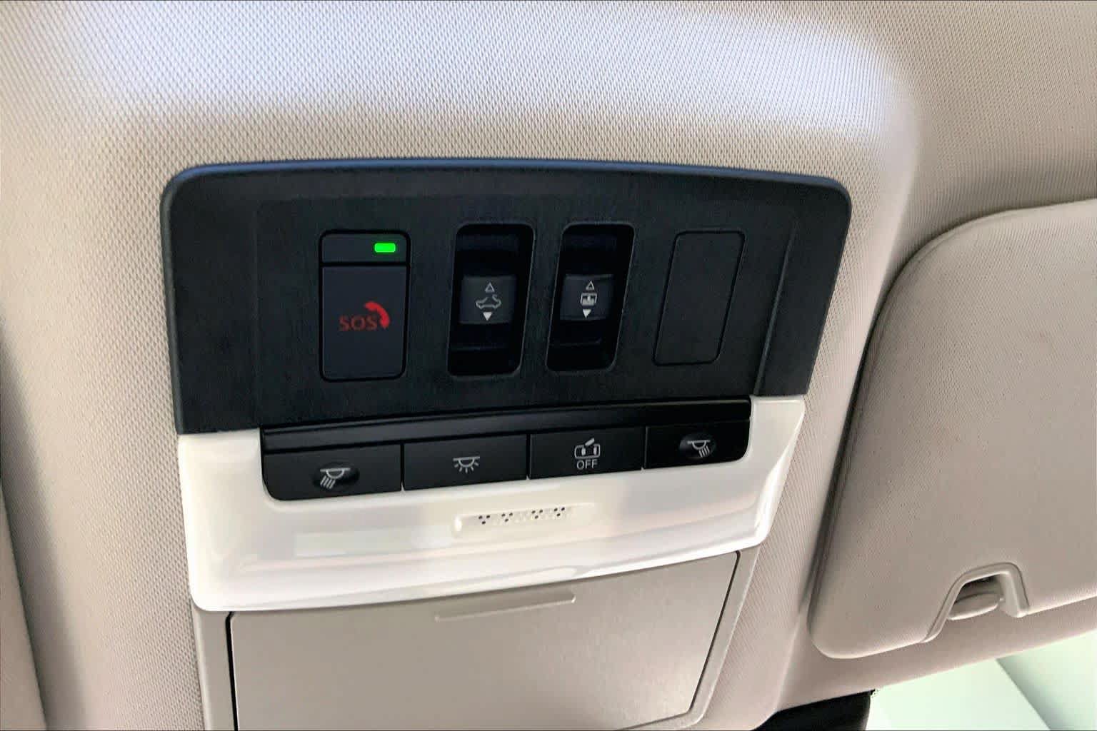 Used 2022 Nissan Pathfinder Platinum w/ Lighting Package (N93) FWD image 34