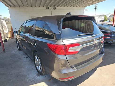 Used 2018 Honda Odyssey EX image 4
