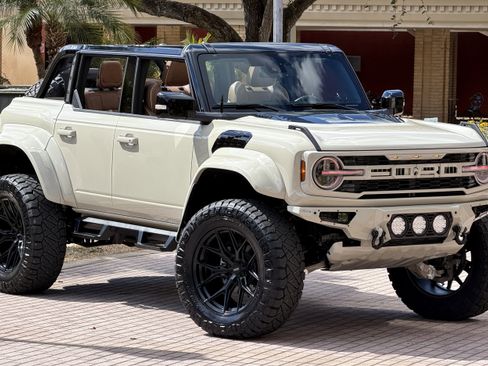 Used 2025 Ford Bronco Raptor AWD/4WD image 13