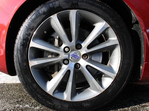 Used 2013 Volvo C70 T5 w/ Climate Pkg image 21