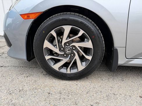 Used 2018 Honda Civic EX image 35
