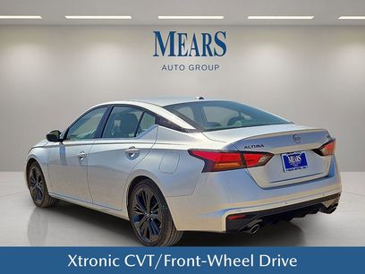 Used 2024 Nissan Altima 2.5 SR