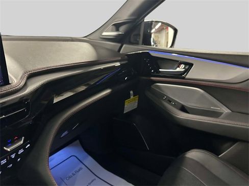 Used 2025 Acura MDX A-Spec image 30