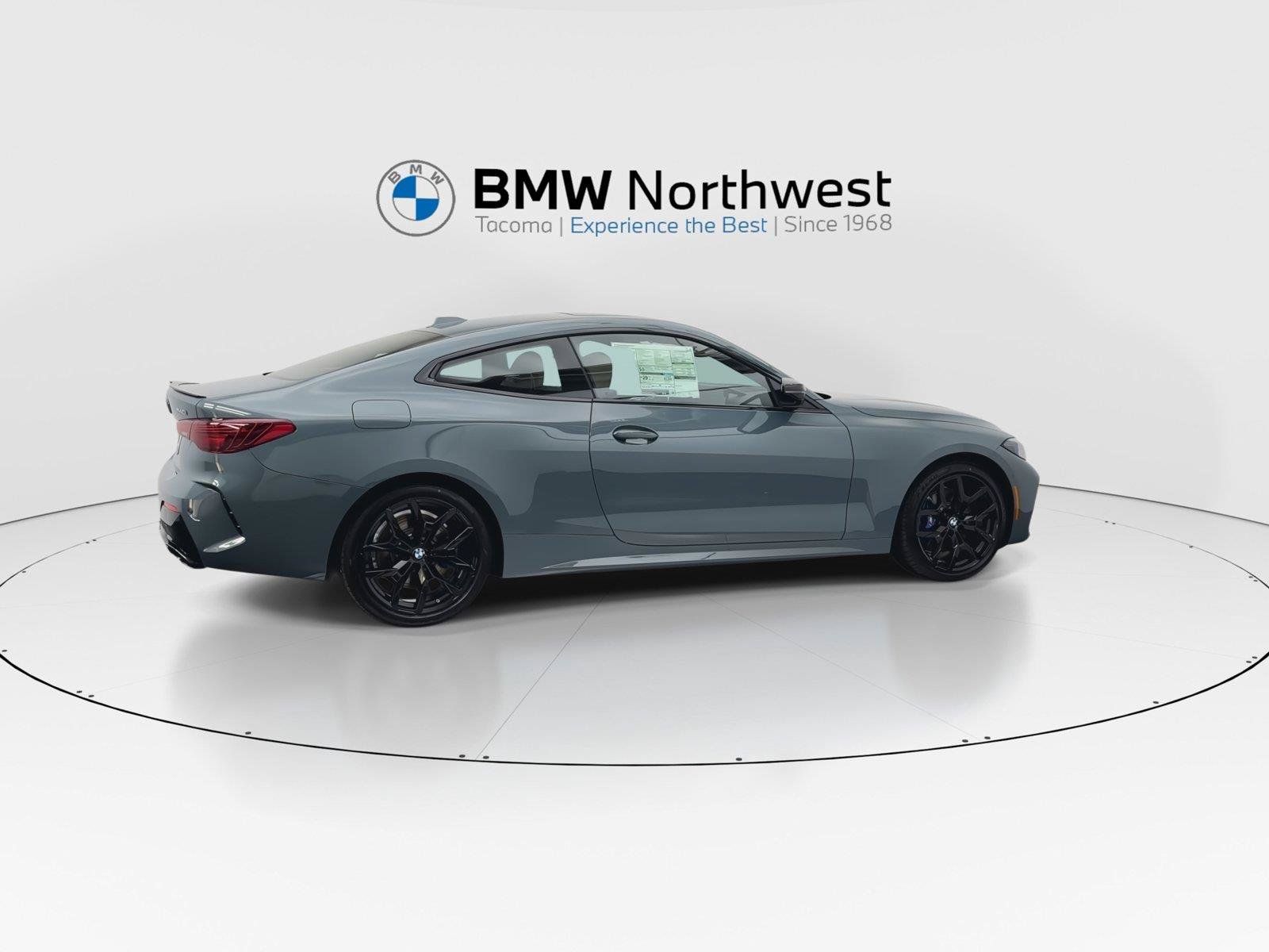 New 2027 BMW 440i xDrive Coupe w/ M Carbon Exterior Package AWD/4WD image 4