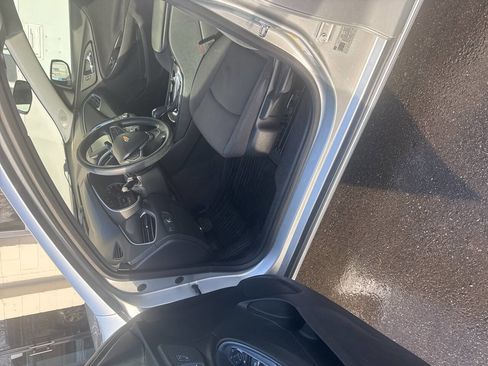 Used 2018 Chevrolet Malibu LS FWD image 12