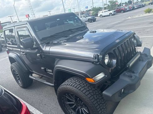Used 2021 Jeep Wrangler Sport AWD/4WD image 5