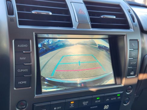 Used 2019 Lexus GX 460 Premium image 27