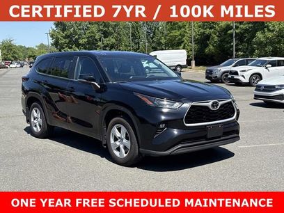 Used 2024 Toyota Highlander LE