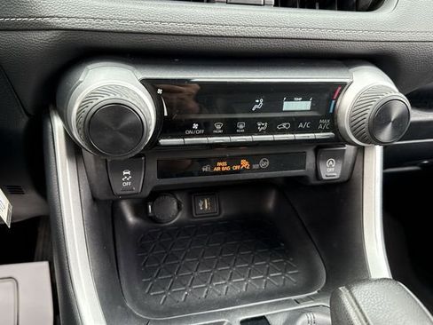 Used 2024 Toyota RAV4 LE image 17