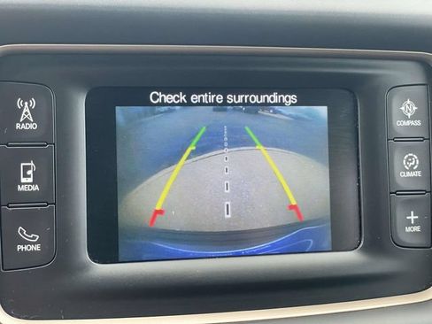 Used 2017 Jeep Grand Cherokee Laredo w/ Quick Order Package 2BE RWD image 19
