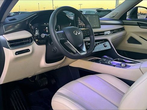 Certified 2025 INFINITI QX60 Luxe image 17
