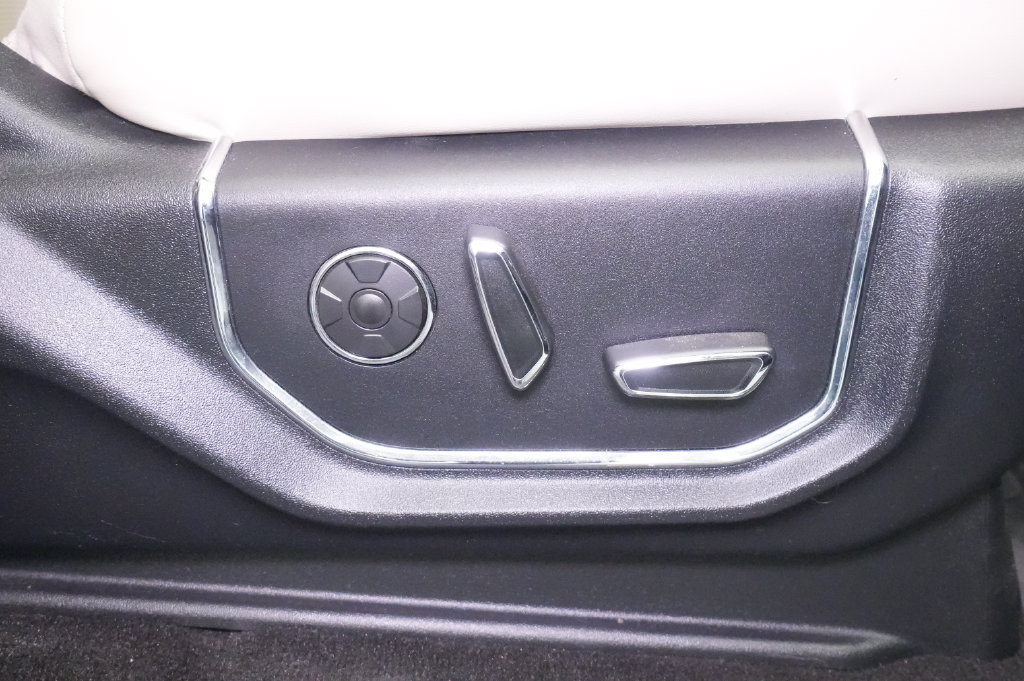 Used 2020 Ford Expedition Platinum AWD/4WD image 33