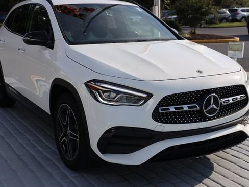Used 2022 Mercedes-Benz GLA 250 4MATIC image 7