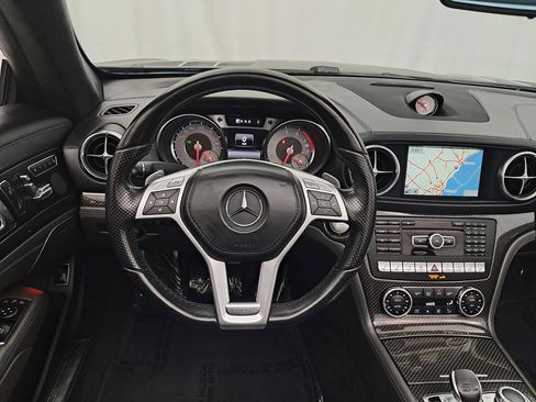 Used 2016 Mercedes-Benz SL 550 AMG Pkg image 13