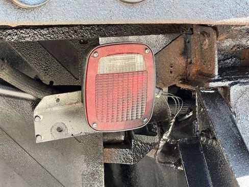 Used 2014 Ford F550 4x4 Regular Cab Super Duty image 10