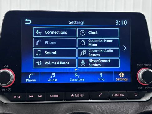 Used 2024 Nissan Sentra SR w/ SR Premium Package FWD image 41