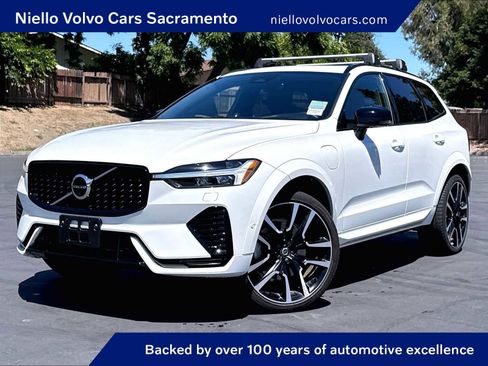 Used 2025 Volvo XC60 T8 Ultra w/ Protection Package Premier AWD/4WD image 1