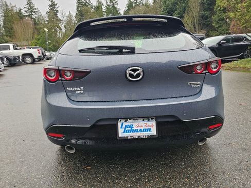 New 2026 MAZDA MAZDA3 Hatchback w/Premium Plus Pkg image 6