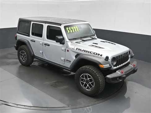 Used 2024 Jeep Wrangler Unlimited Rubicon w/ Technology Group image 32