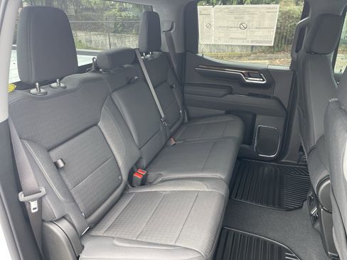 New 2026 GMC Sierra 1500 Elevation image 59