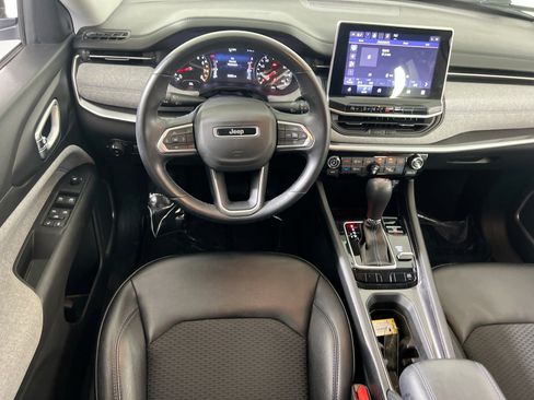 Used 2022 Jeep Compass Latitude w/ Convenience Group AWD/4WD image 21