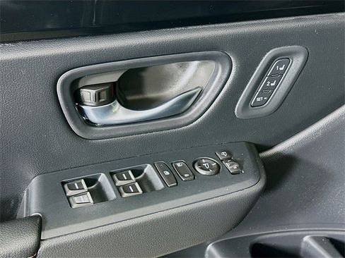 Certified 2024 Honda Pilot TrailSport image 23