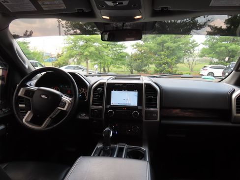 Used 2018 Ford F150 Lariat AWD/4WD image 18