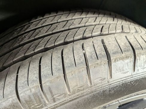 Certified 2025 Chevrolet Blazer Premier w/ Driver Confidence II Package image 16