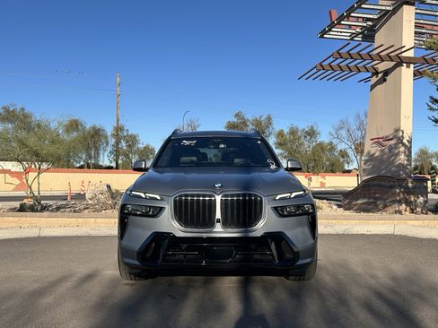 Used 2023 BMW X7 xDrive40i w/ Executive Package image 8