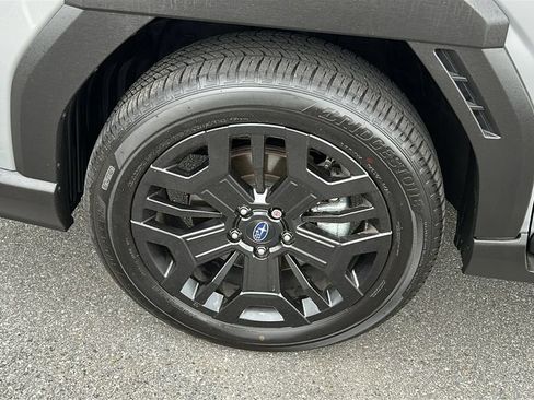 Certified 2026 Subaru Outback Limited XT AWD/4WD image 8