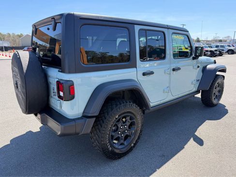 Used 2023 Jeep Wrangler Unlimited w/ 8.4" Radio Group AWD/4WD image 10