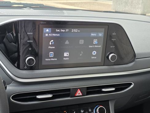 Used 2023 Hyundai Sonata SE FWD image 11