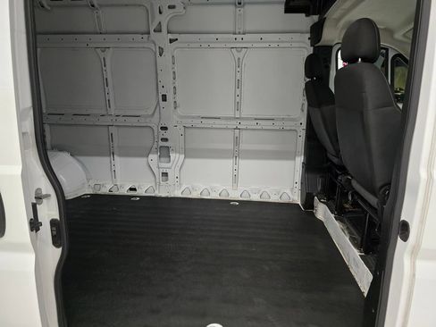 Used 2025 RAM ProMaster 2500 w/ Convenience Group FWD image 27